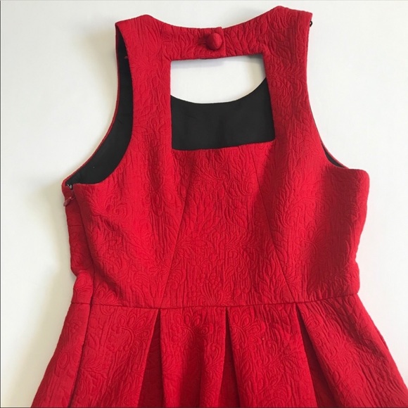 Moulinette Soeurs  Jacquard Nipped Queen's Gambit - Picture 5 of 10